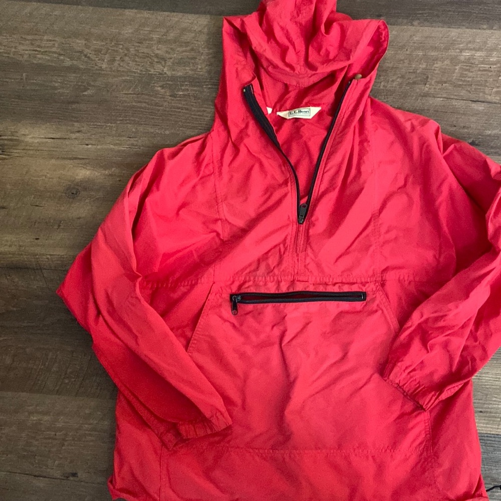 LL Bean Red nylon vintage windbreaker size large
